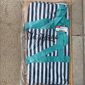 Thirty - One Large Utility Tote